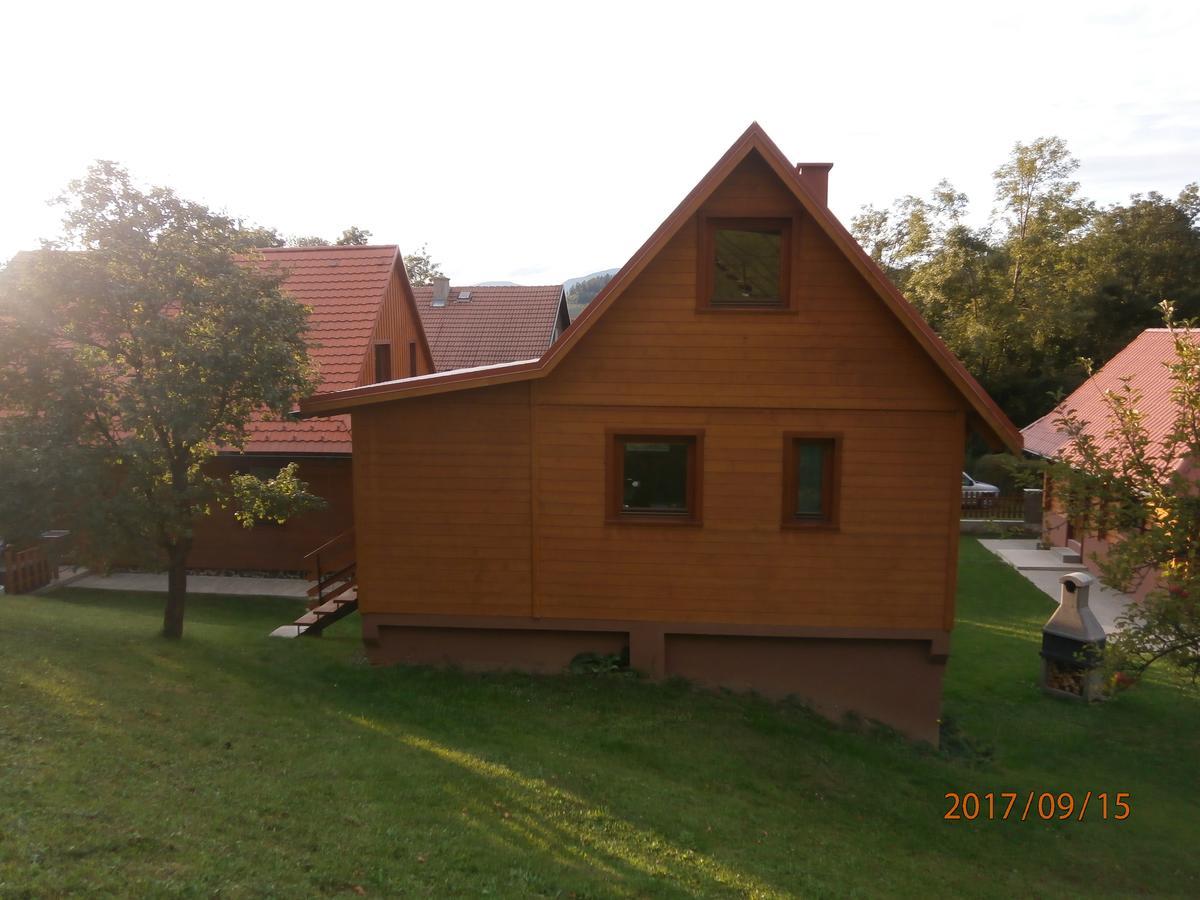 Villa Zrubovy Dom Silvia à Trstené Extérieur photo